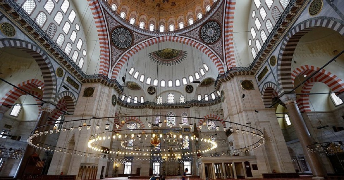 DİYANET'TEN CAMİLERDE TABURE DÜZENLEMESİ