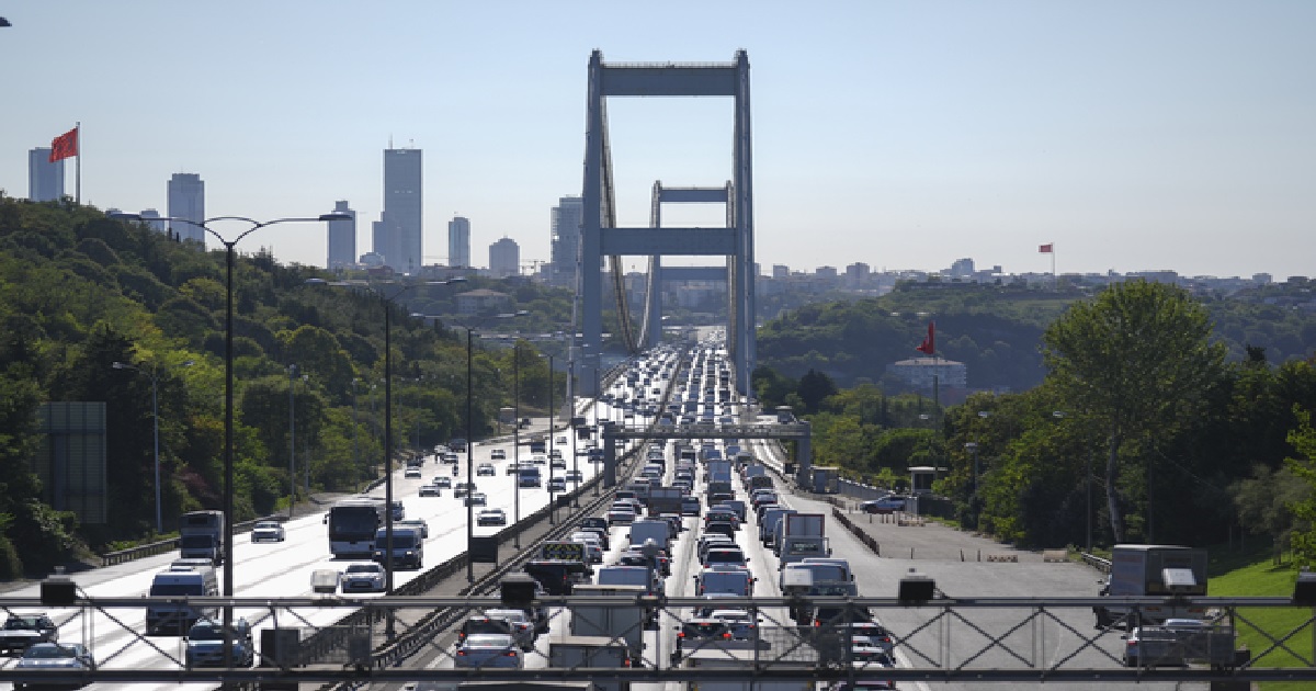 İSTANBUL'DA HAVA KİRLİLİĞİ 2023'TE YAKLAŞIK YÜZDE 3 ARTTI