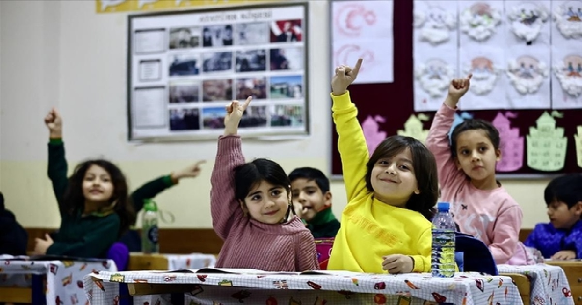 DEPREM BÖLGESİNDEKİ VELİLERE PSİKOLOJİK DESTEK