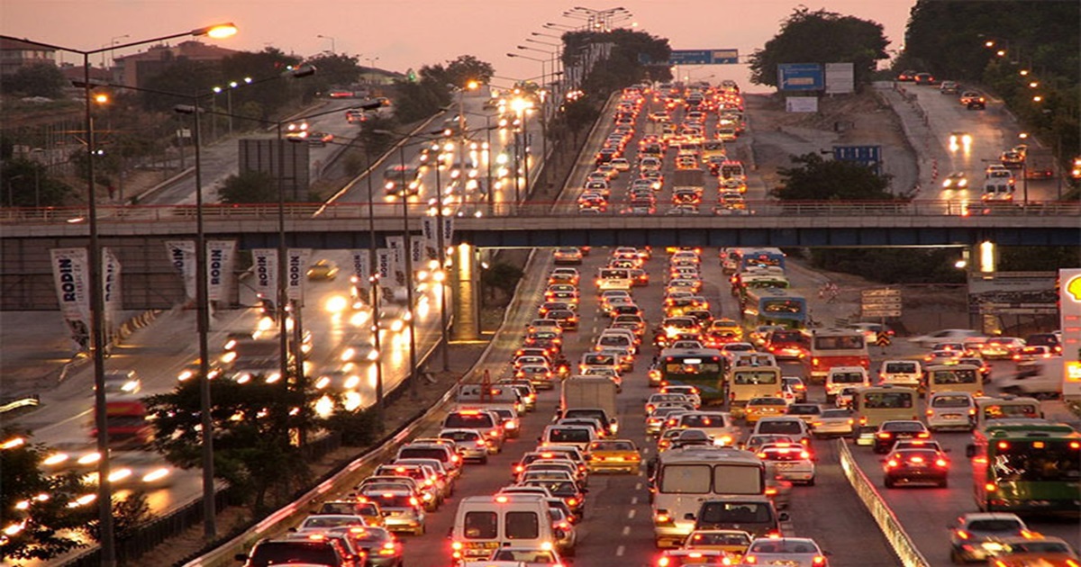 DÜNYANIN EN TRAFİKLİ ŞEHRİ İSTANBUL